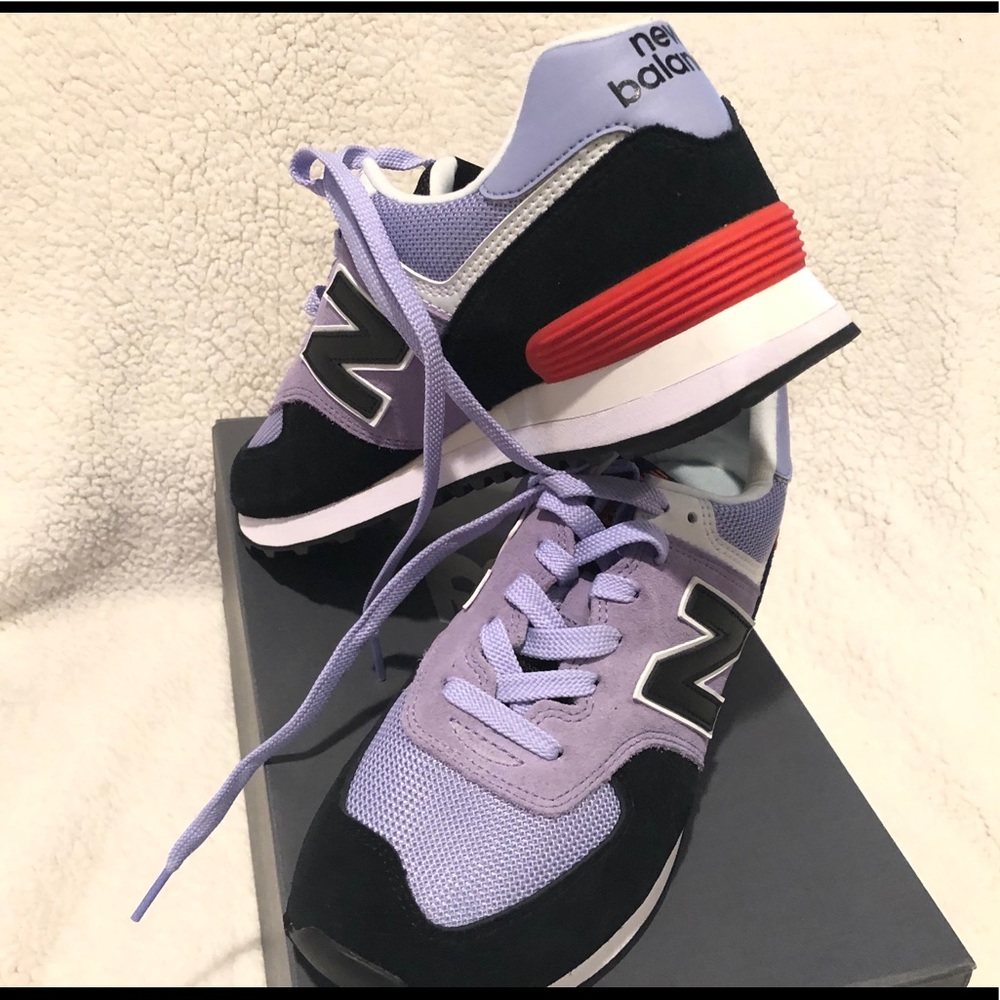 Brand new size 9 New Balance sneakers -$90